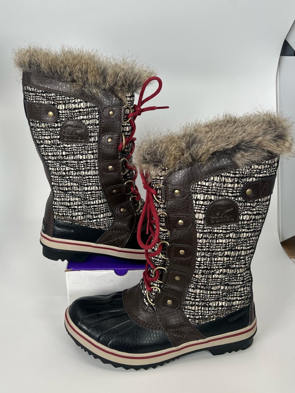 Sorel Tofino II Waterproof Winter Boots Black/White Faux Fur - WOMENS 7